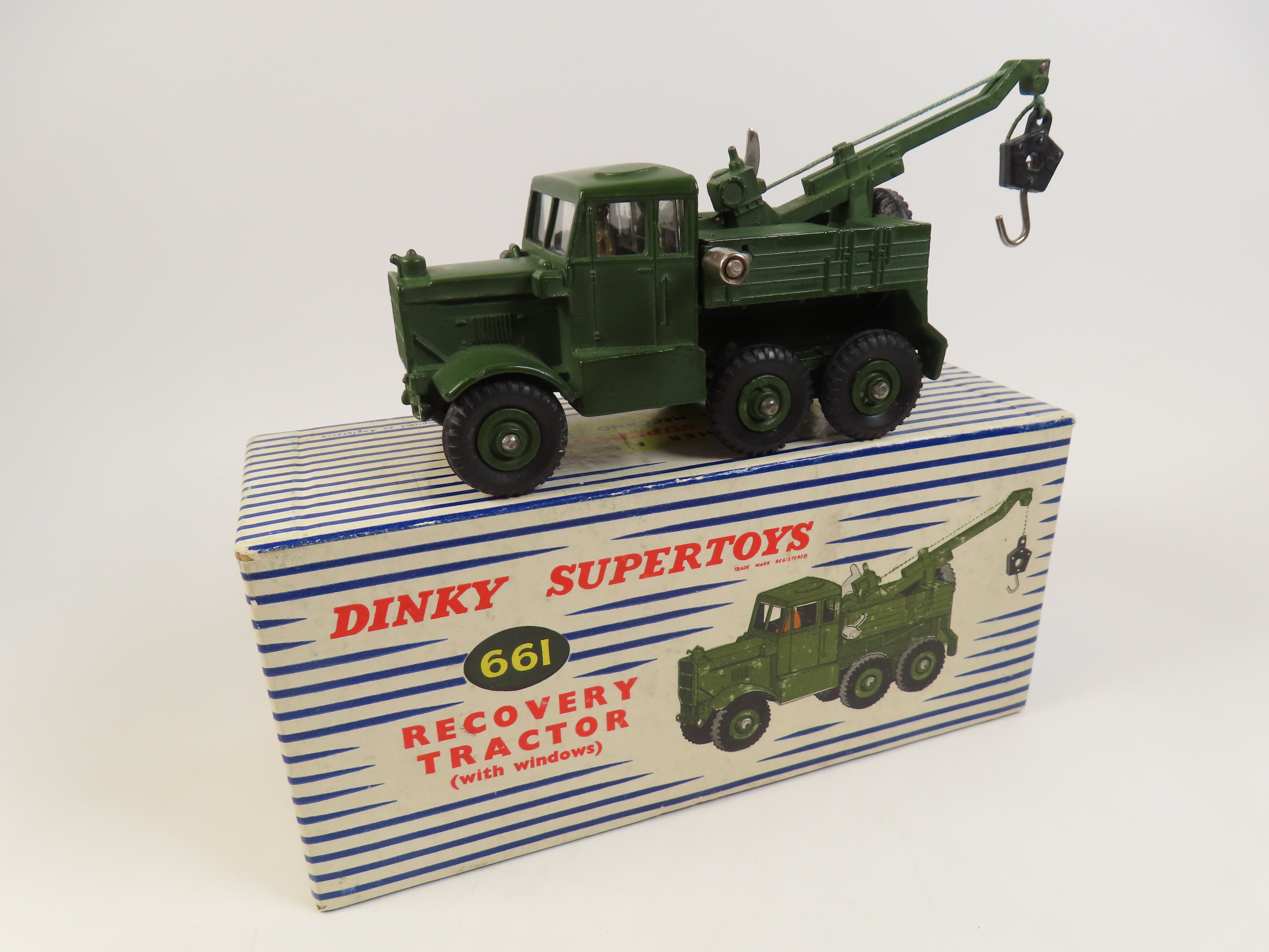 Dinky Toys - 1:43 - Recovery Tractor - réf 661 Dinky Toys - 1:43 - Recovery Tractor - réf 661