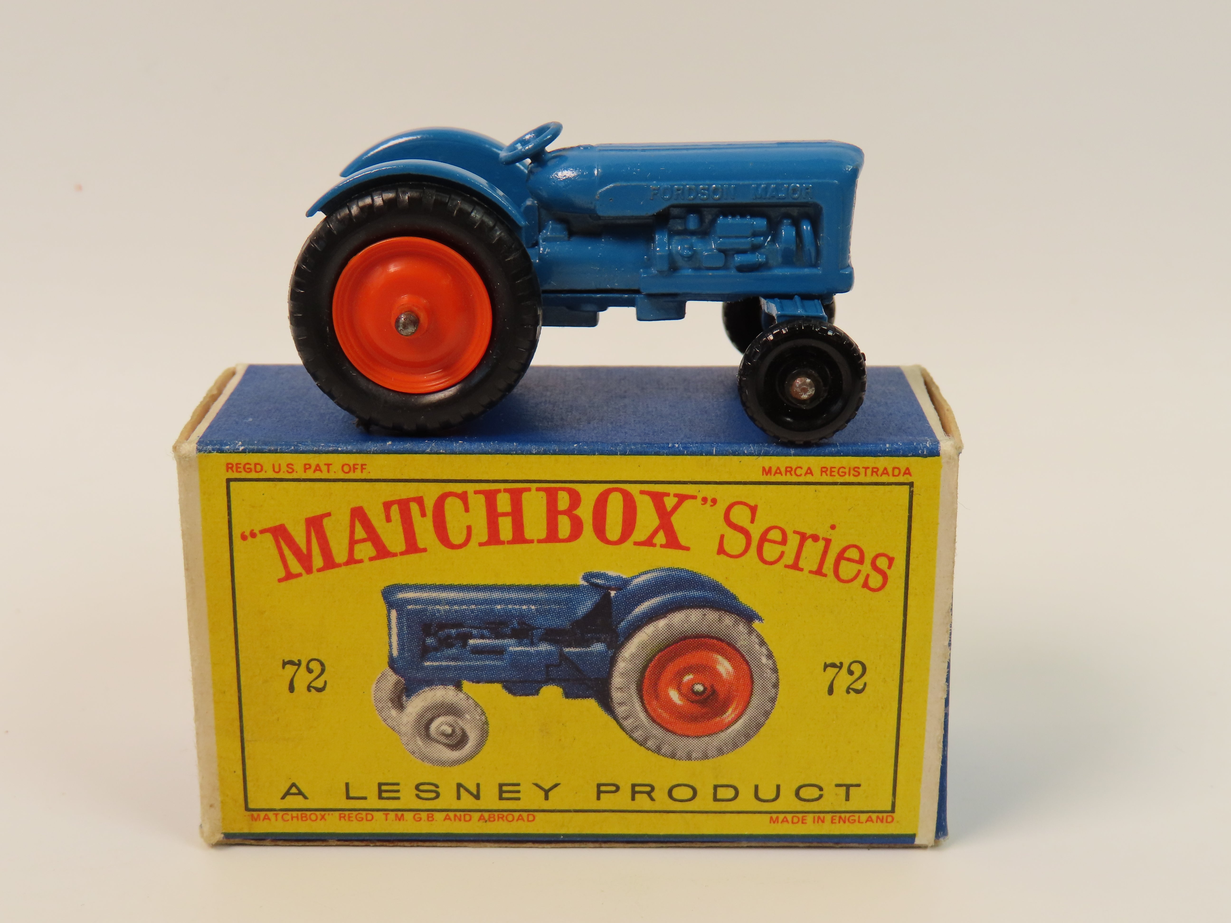 MATCHBOX N°72a FORDSON TRACTOR 1965 IMG_5775_1e389752-a692-4ed3-