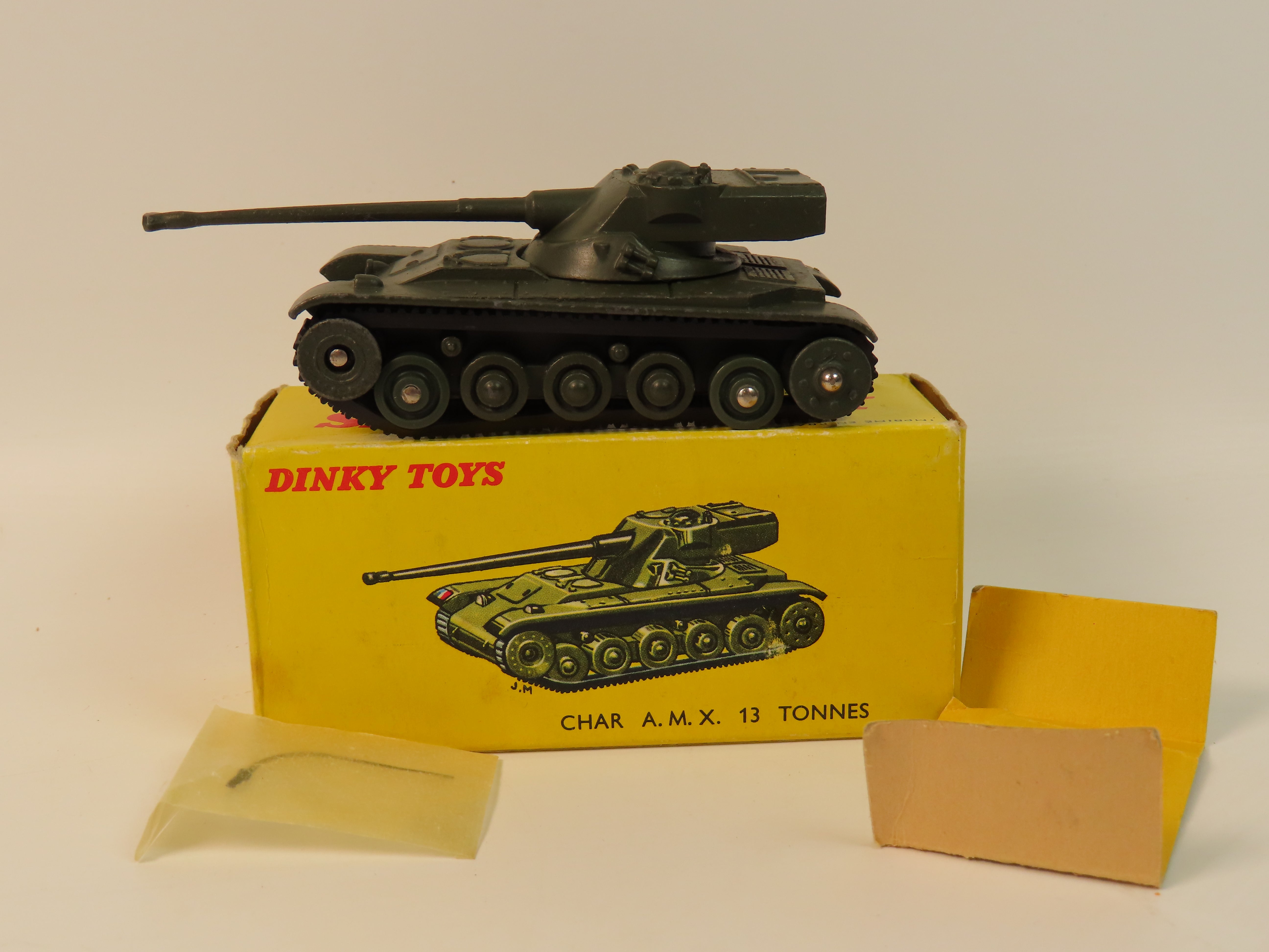 Dinky Toys 1:43 - Coche a escala - Char A.M.X 13 Tonnes Ref. 80C