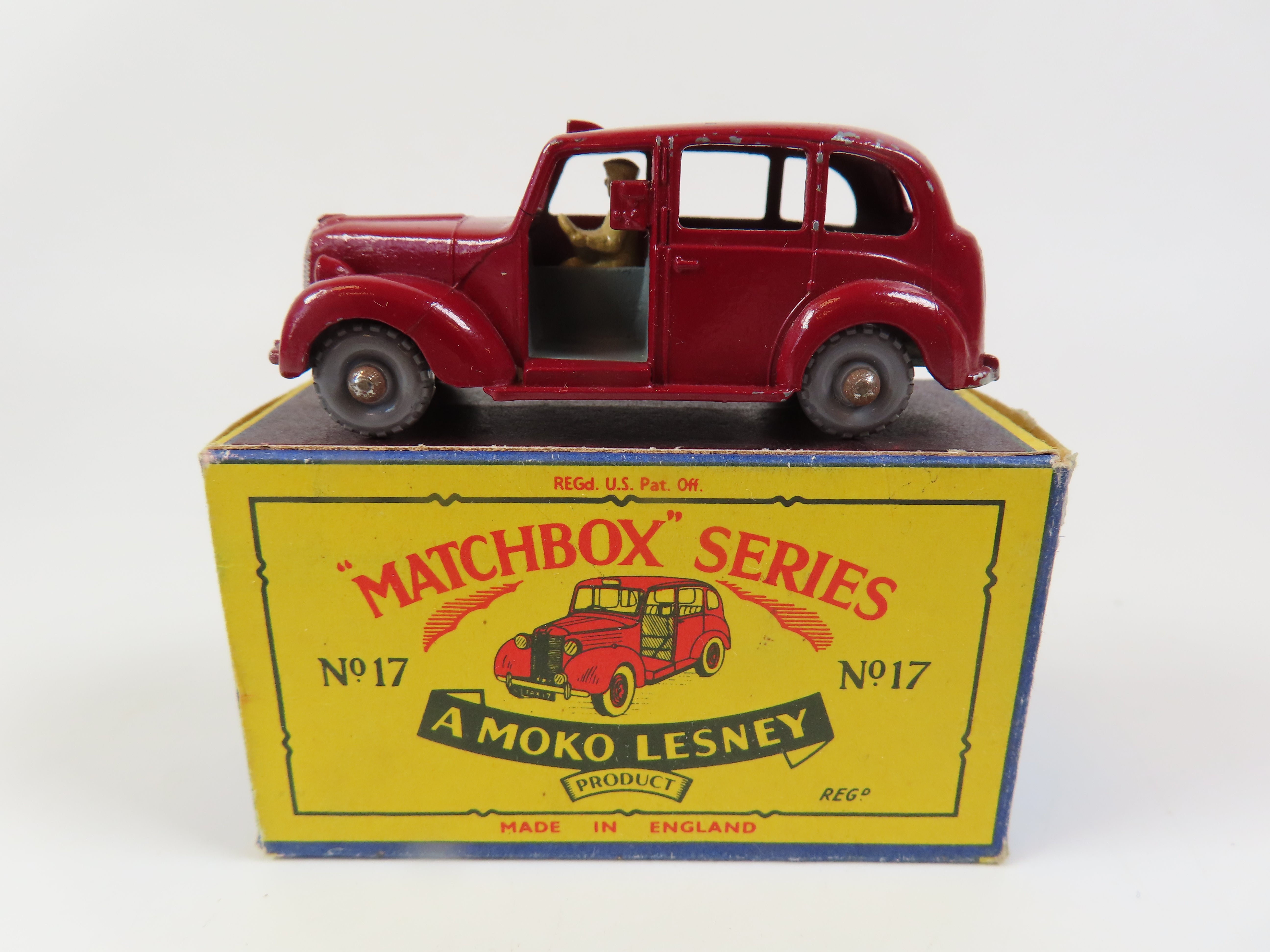 MATCHBOX 　No.17 　METOROPOLITAN TAXI Matchbox No.17 Metropolitan Taxi, Very Near Mint/Boxed! – Andrew