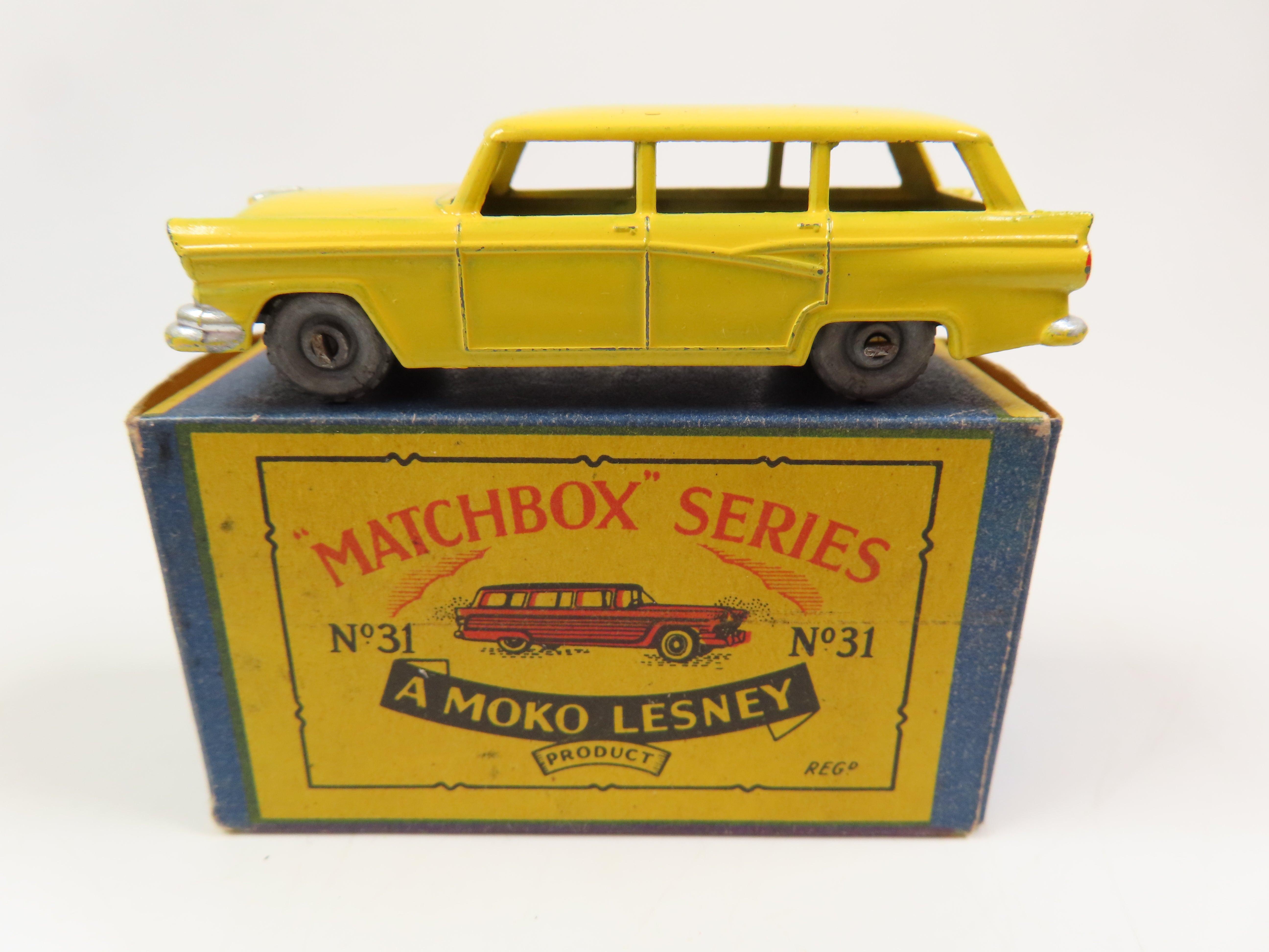 Matchbox No.31 American Ford Station Wagon, Very Near Mint/Boxed