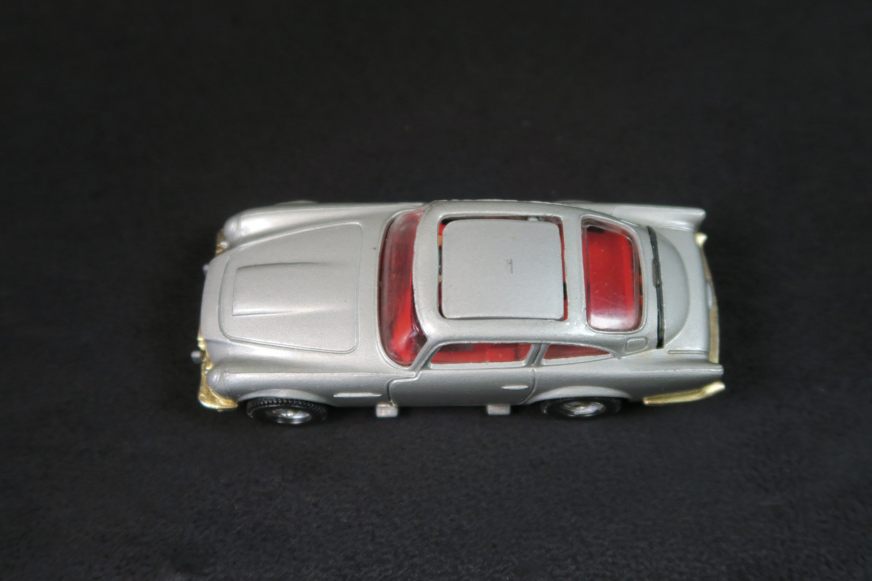 CORGI. Coches de juguete 8 piezas, bla «Aston Martin DB5 270. James Bond 007 y Corvette en cartulina original. Juguetes - Juguetes CORGI. Coches de juguete 8 piezas, bla «Aston Martin DB5 270. James Bond 007 y Corvette en cartulina original. Juguetes - Juguetes