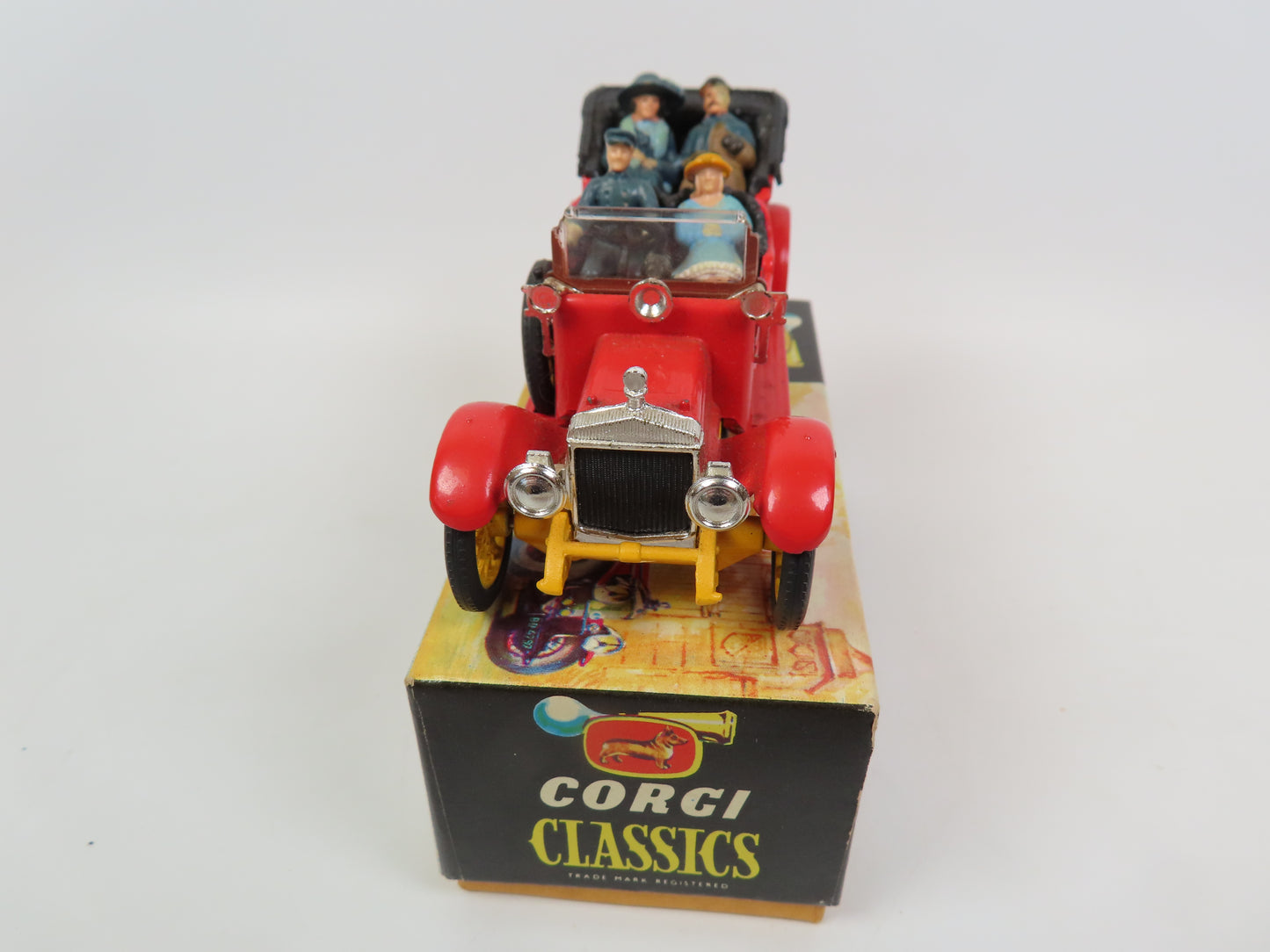 Corgi Classics 9021  - 1910 Daimler - Red - 99% Mint boxed.