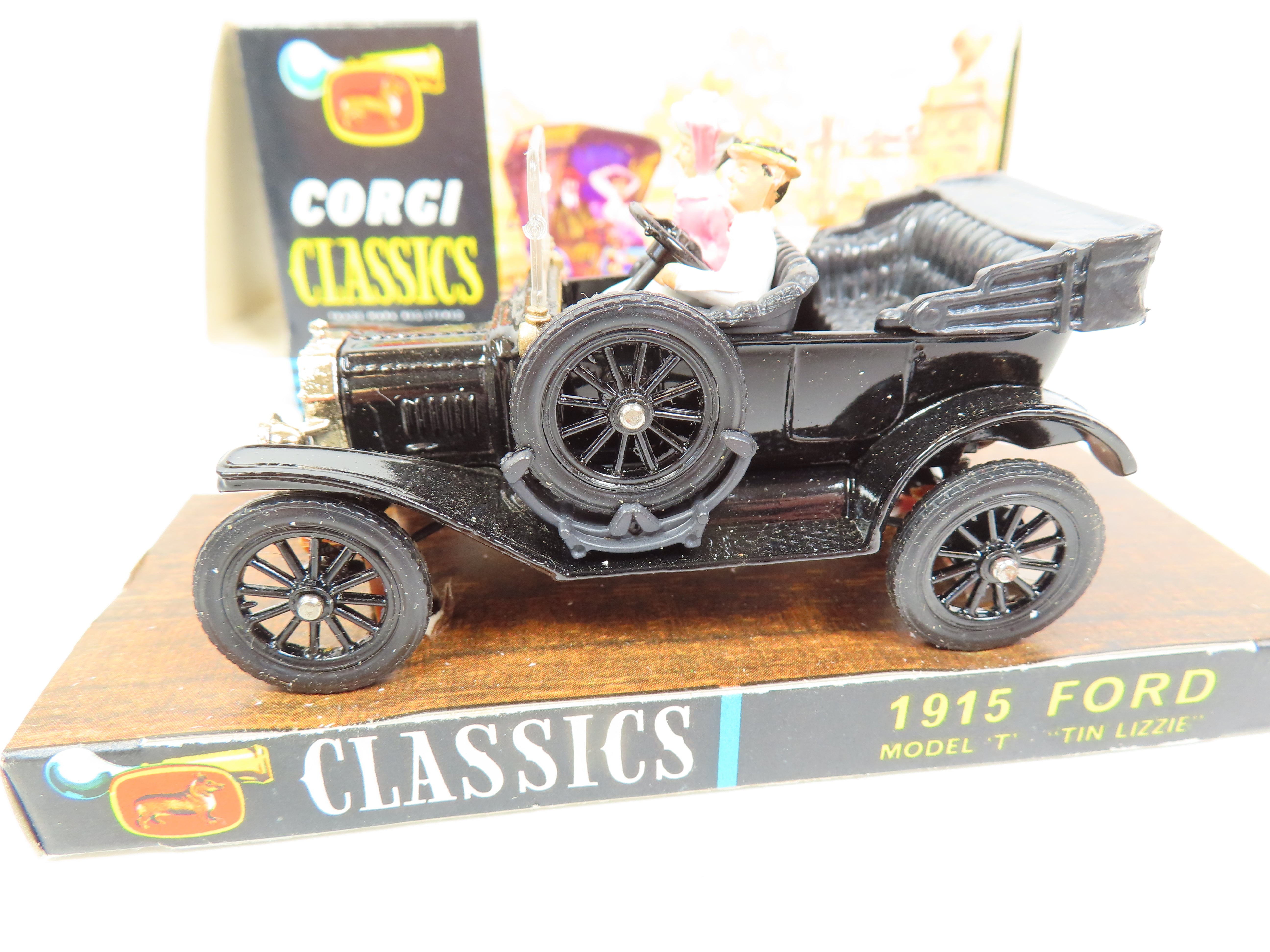 Corgi Classics 901 - 1915 Ford Model T Tin Lizzie - Mint boxed