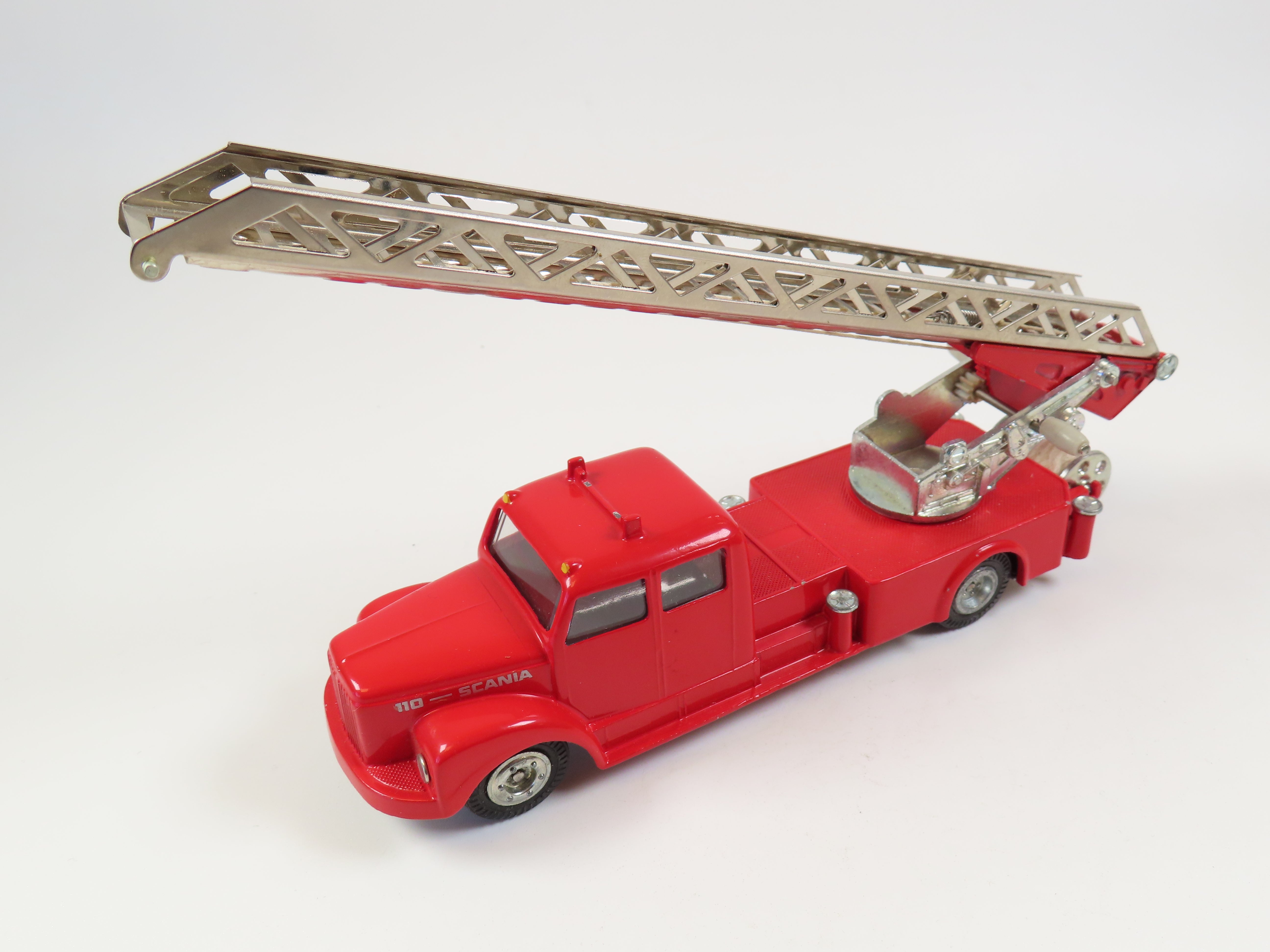 Tekno 445 Scania Vabis 110 Appliance, 99% Mint/Boxed! – Andrew