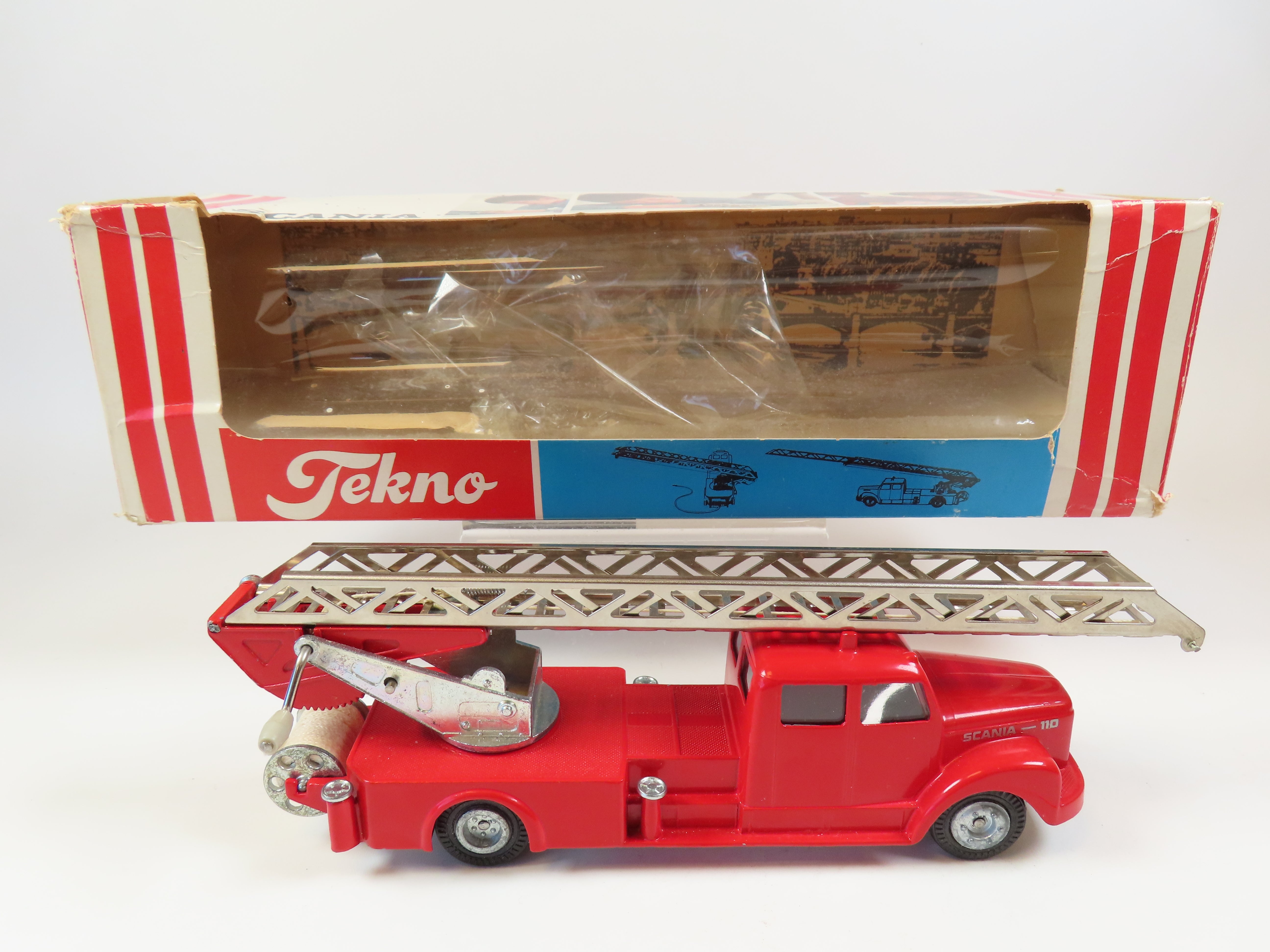 ミニカー Tekno  816  LLOYD  Personvogn Tekno 445 Scania Vabis 110 Appliance, 99% Mint/Boxed