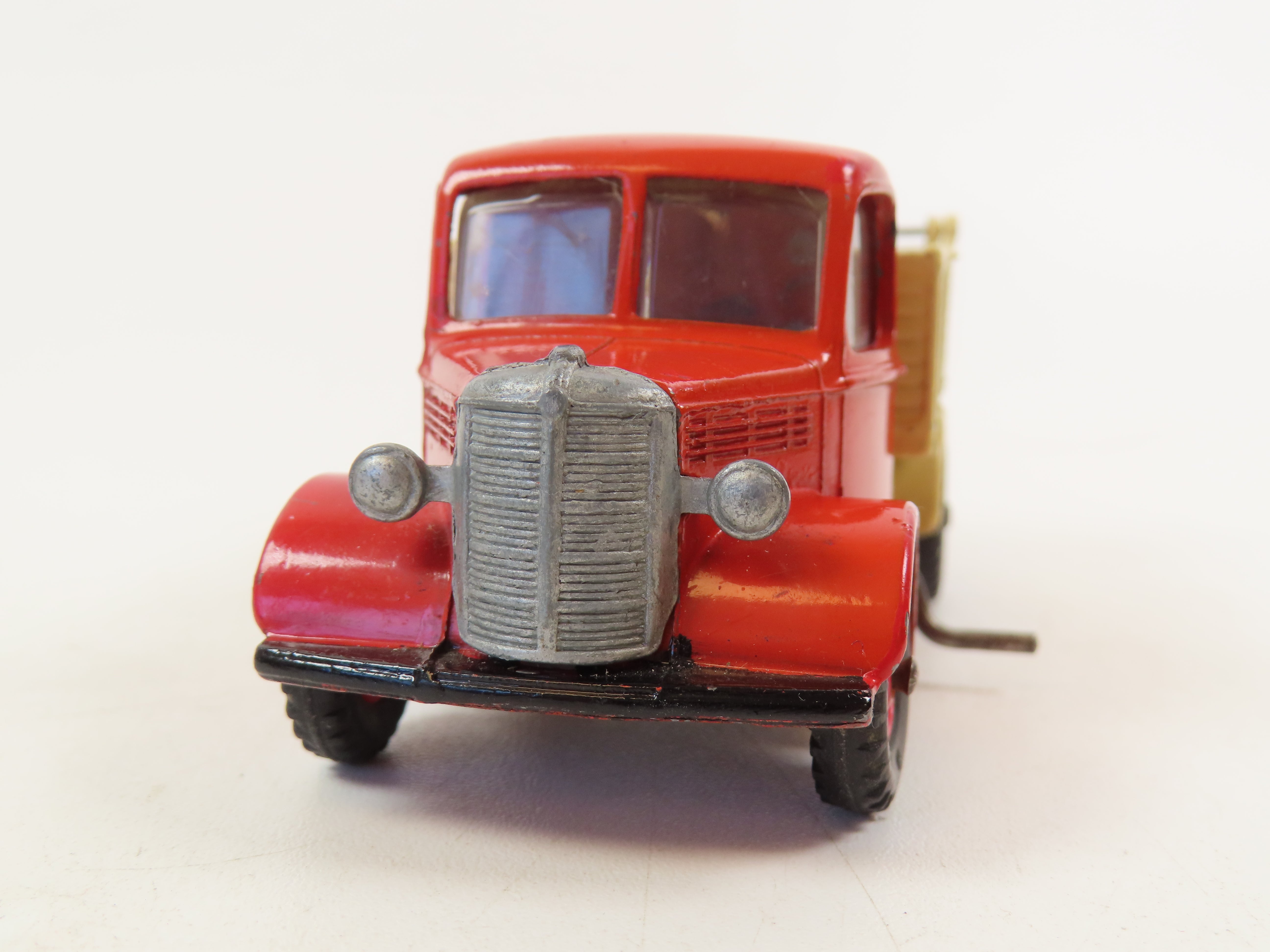 MATCHBOX 　No.71 Army Water Truck Matchbox Series No.71 Army Water Truck Box Only and badge! , Very