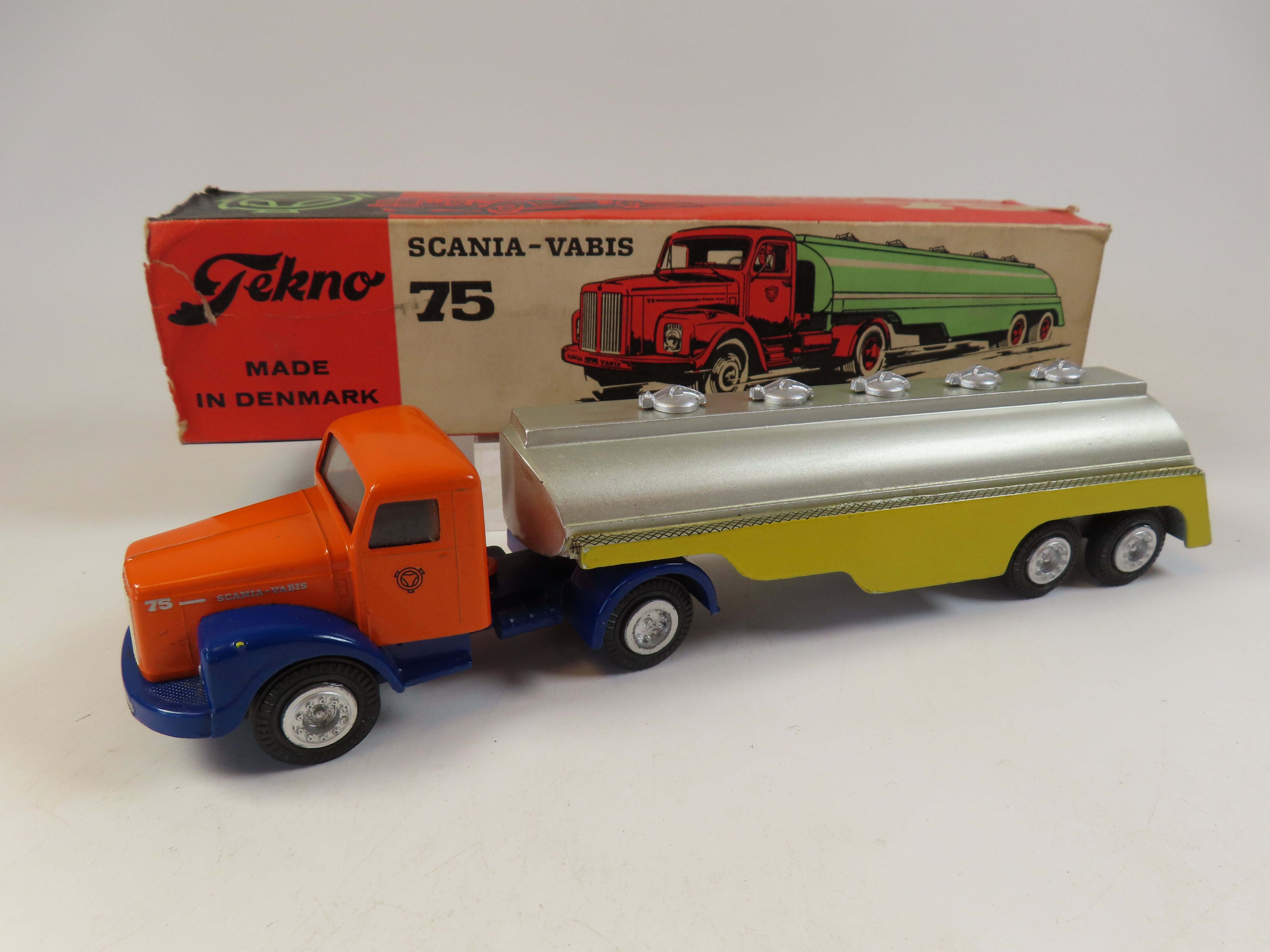 Tekno 434 Scania Vabis 75 Tank Wagon, Very Near Mint/Boxed