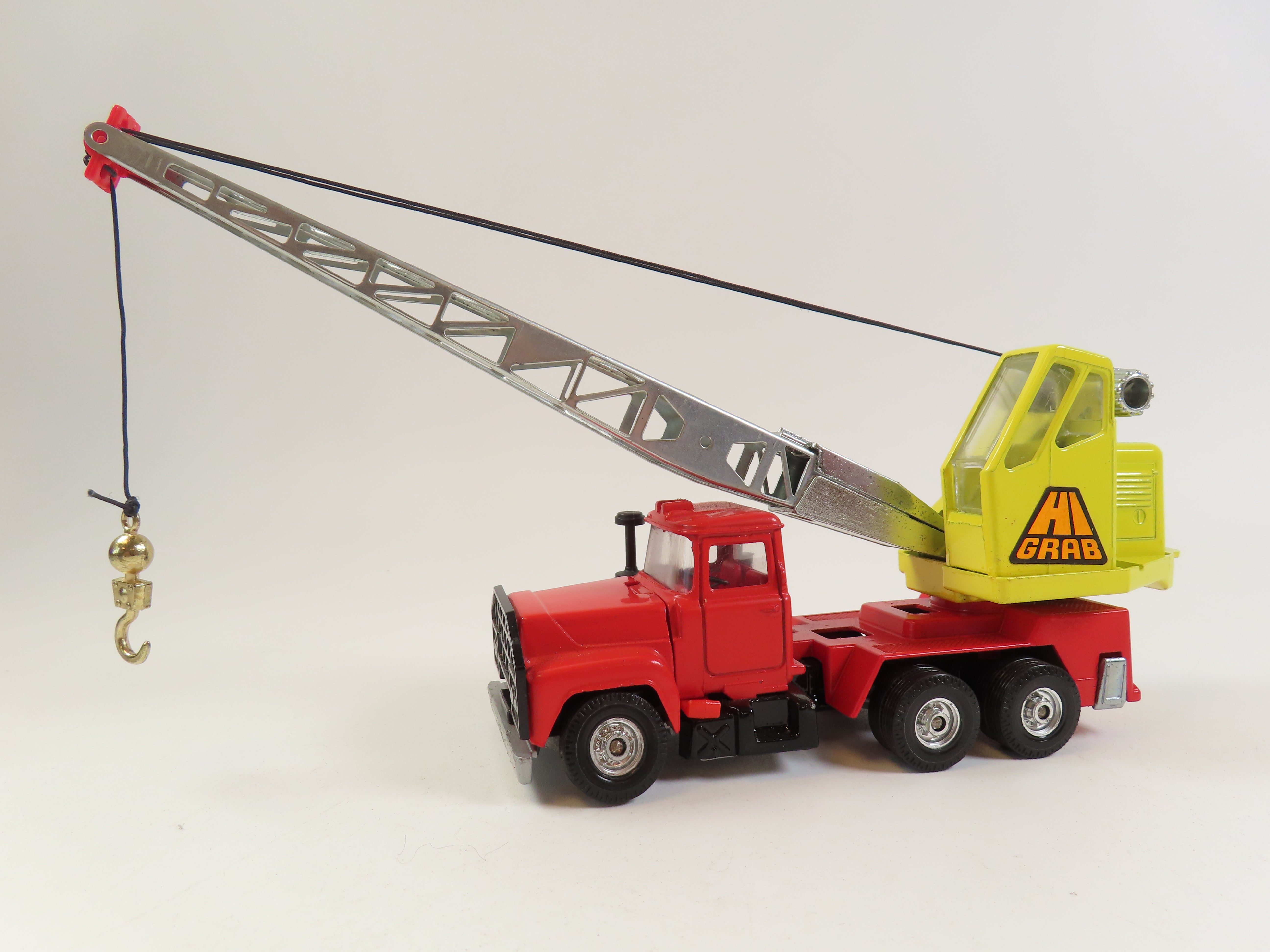 ミニカー Corgi Mack-Priestman Crane Truck 1154 IMG_1928_22c92c81-21a7-4671-