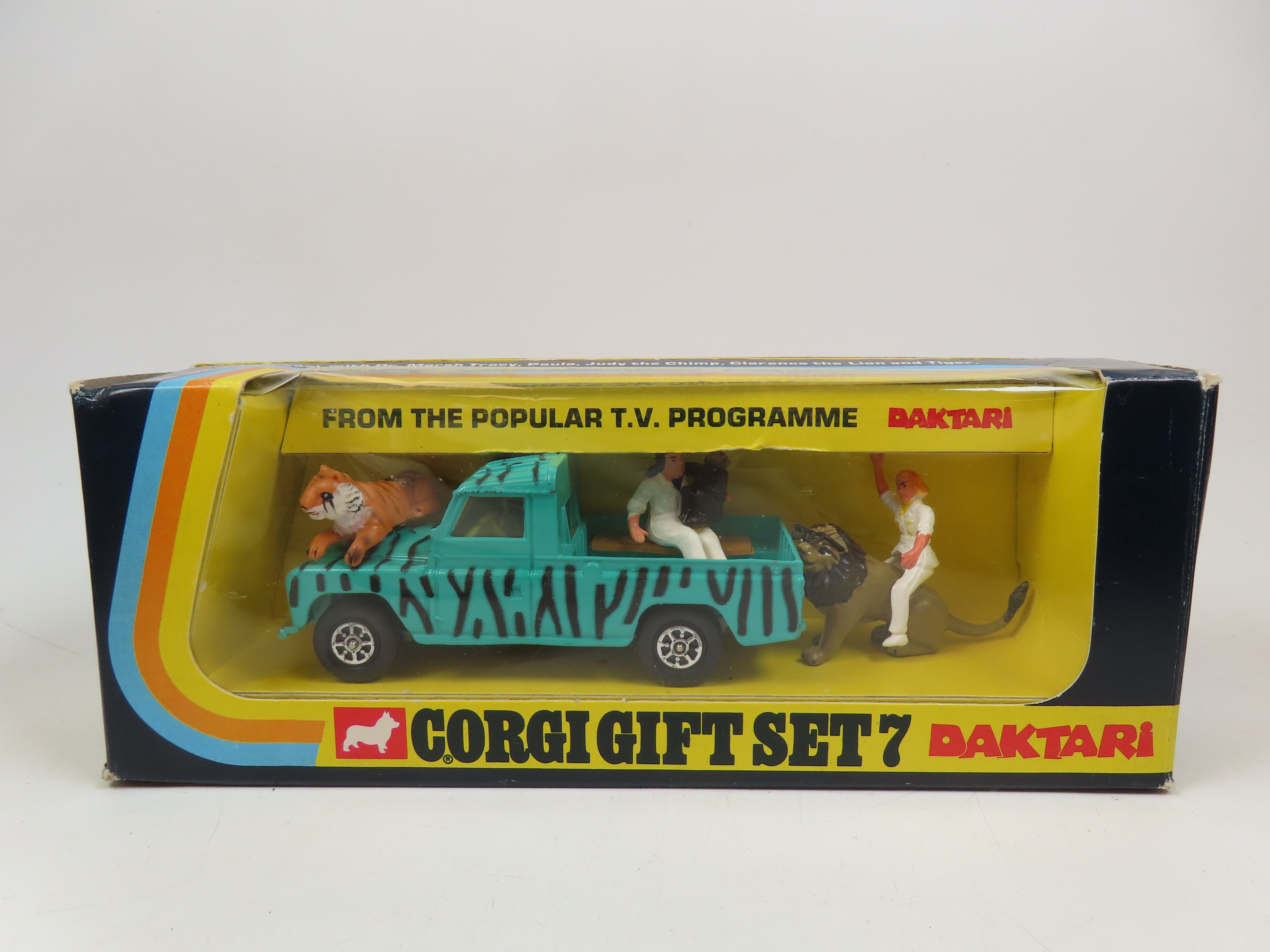 Corgi Land Rover Racing Set Corgi Gift Set 7 Daktari Land Rover, 99% Mint/Boxed! – Andrew Clark Models