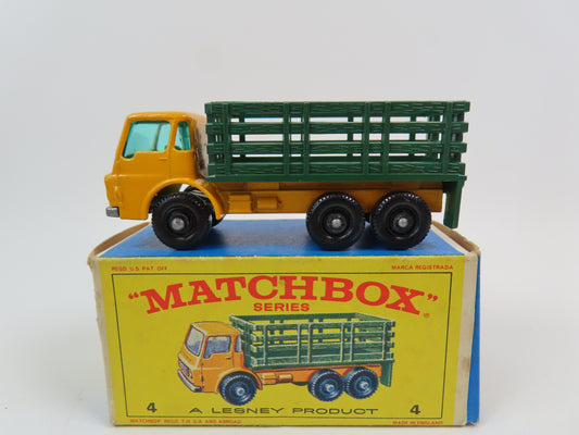 Matchbox Superfast 4 Stake Truck - Green/Yellow - Mint Boxed!