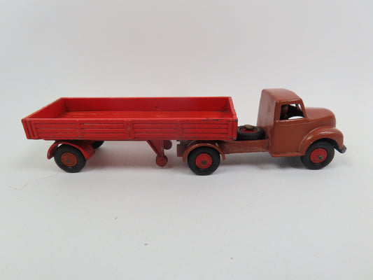 Britain's Long Truck - Tan /Red - Slightly Chipped !