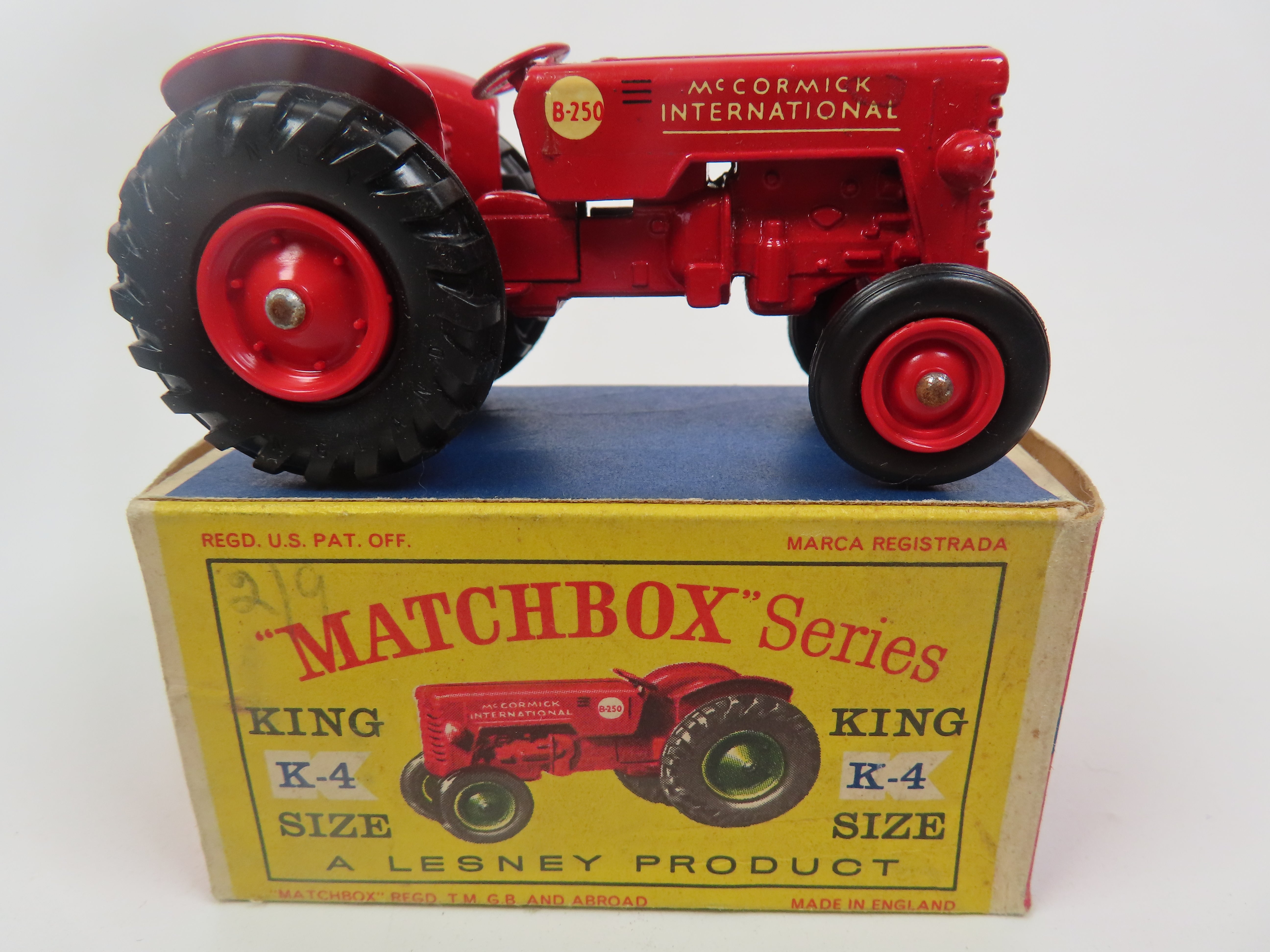 Matchbox Kingsize K4 - International Tractor - 99.9% Mint Boxed