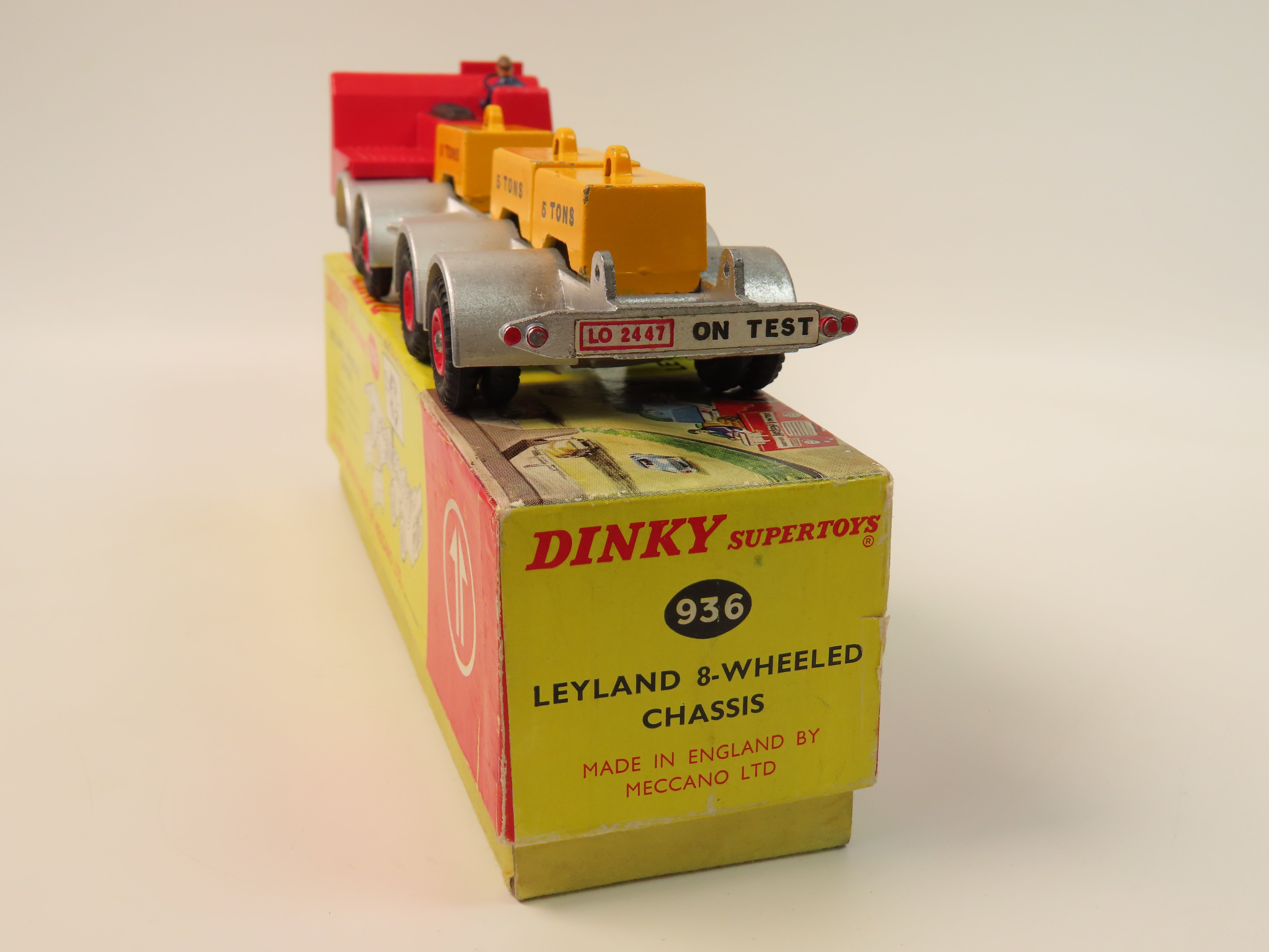 ミニカー DINKY No.936 LEYLAND CHASSIS Dinky 936, Leyland Eight Wheeled Test Chassis - Free Price
