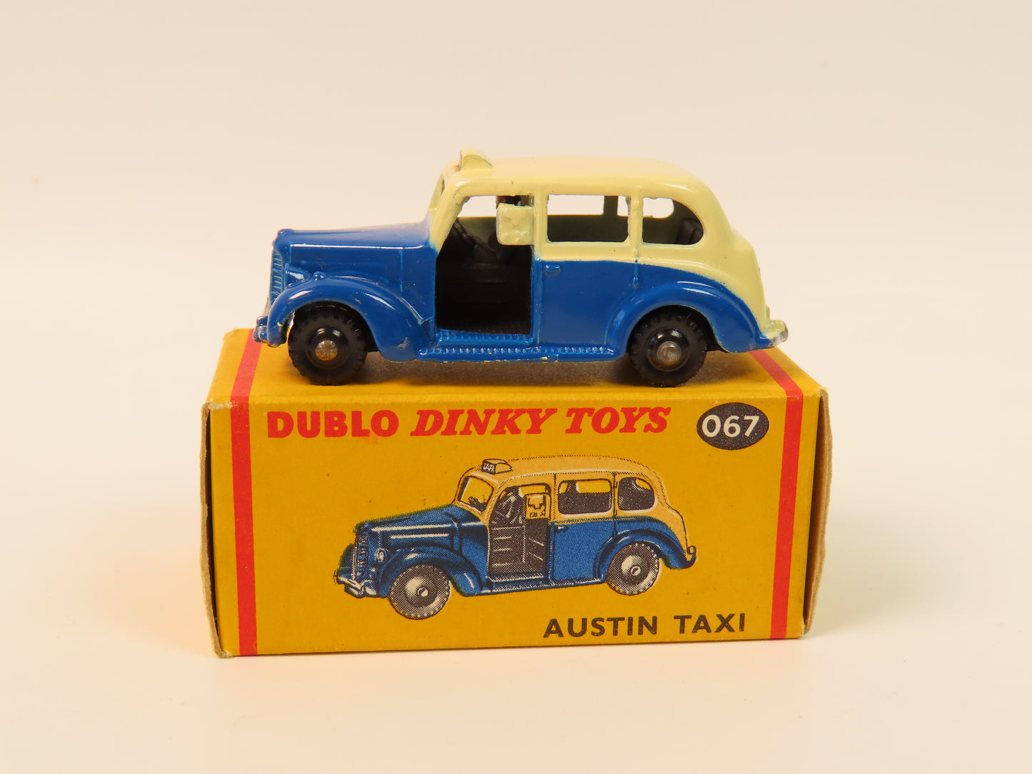 Dinky Dublo 067 Austin Taxi, Very Near Mint/Boxed!
