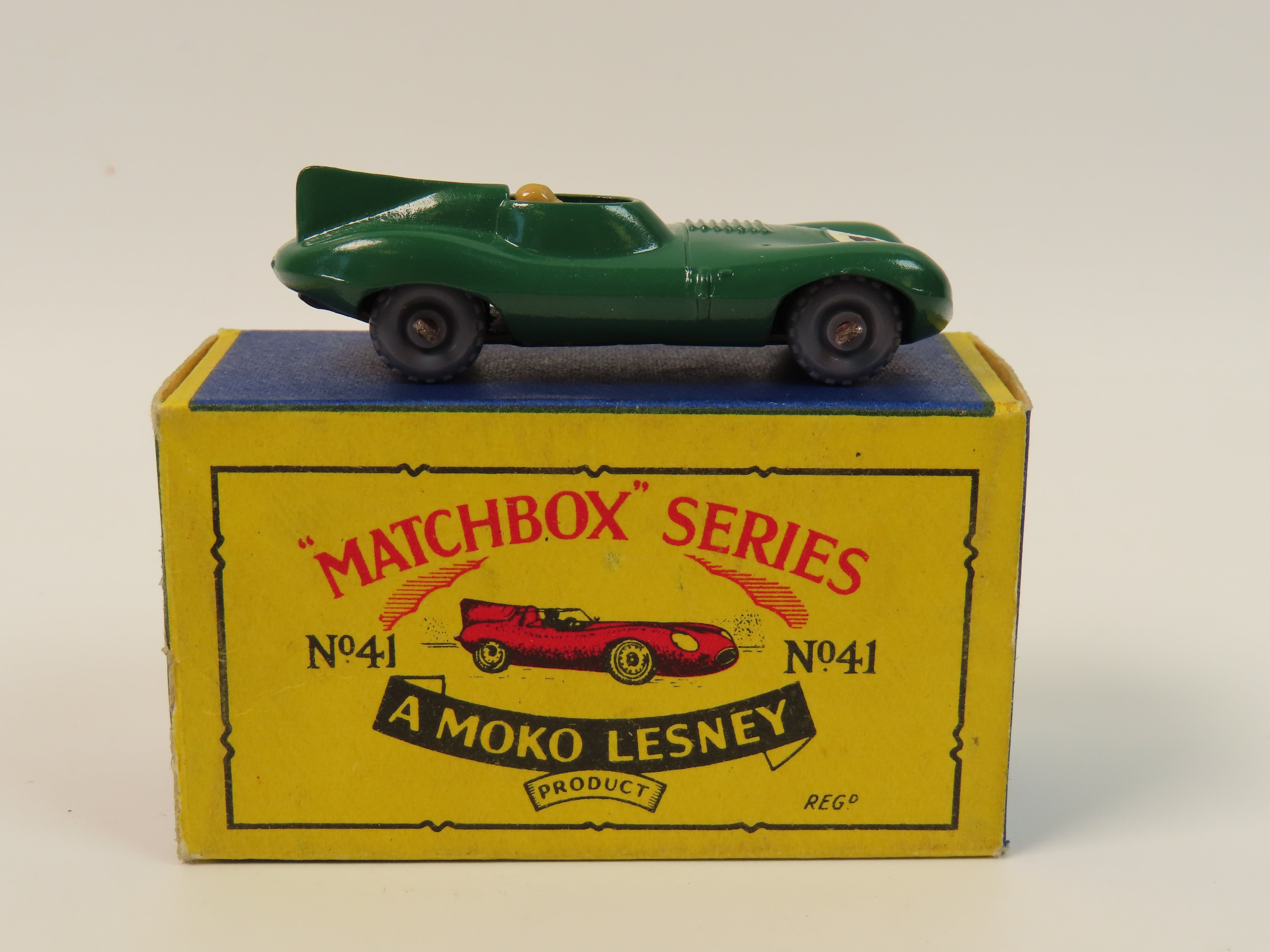 ミニカー MATCHBOX No.41 JAGUAR D Type Matchbox Series No.41a 