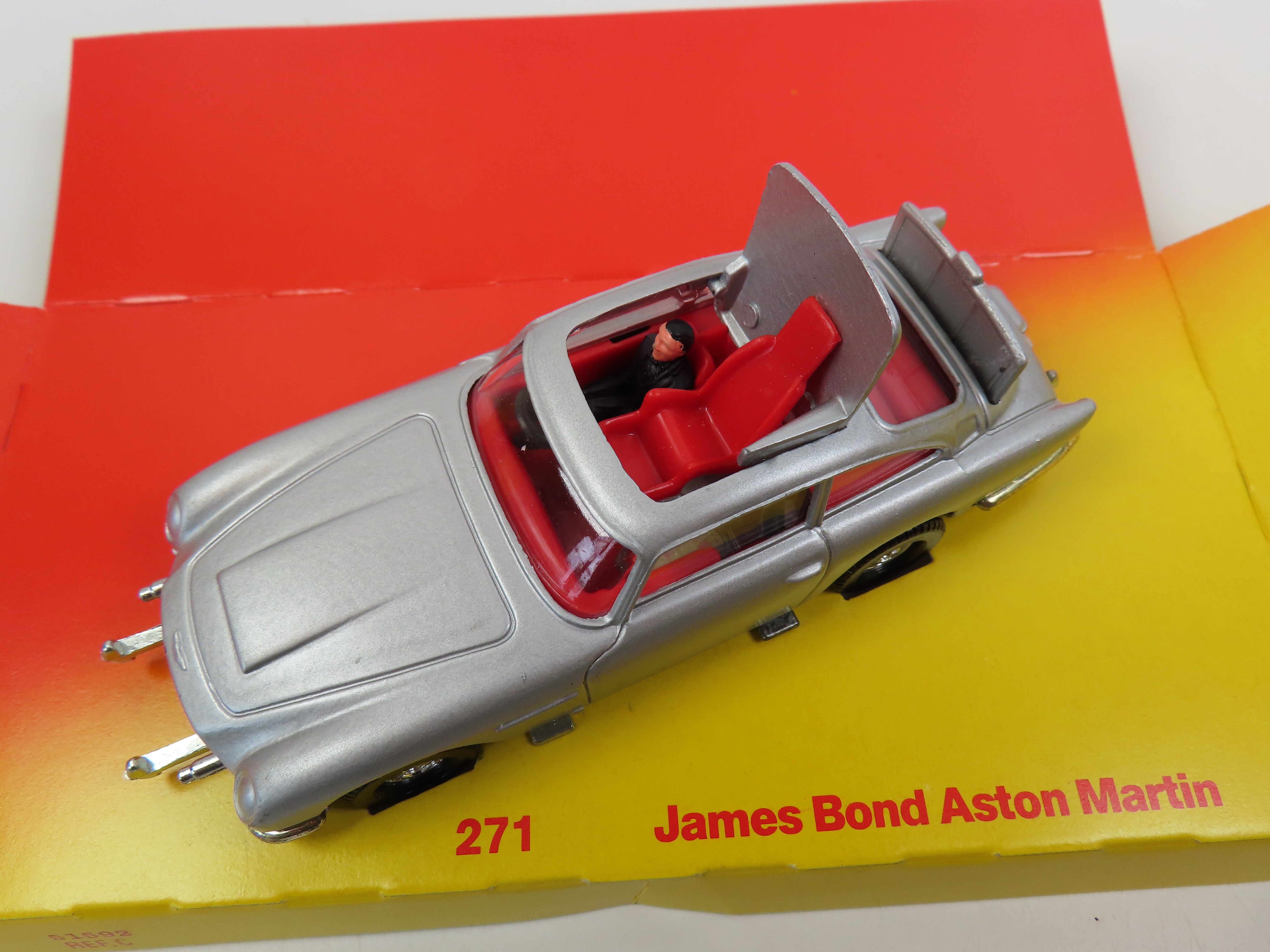 Corgi 271 James Bond 007 Aston Martin, Mint/Boxed! – Andrew Clark