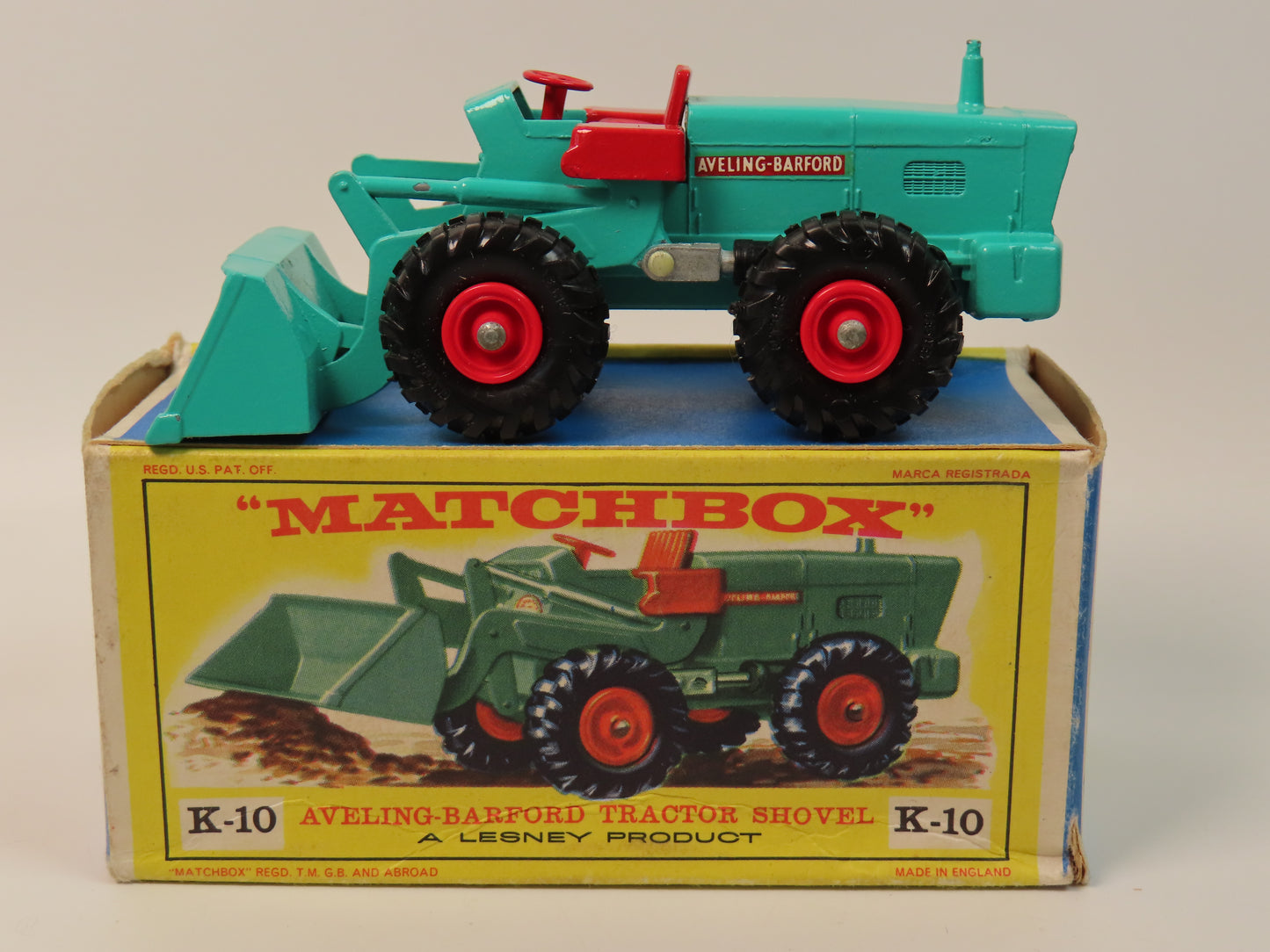 Matchbox King Size K-10 Aveling-Barford Tractor Shovel, Very Near Mint/Boxed!