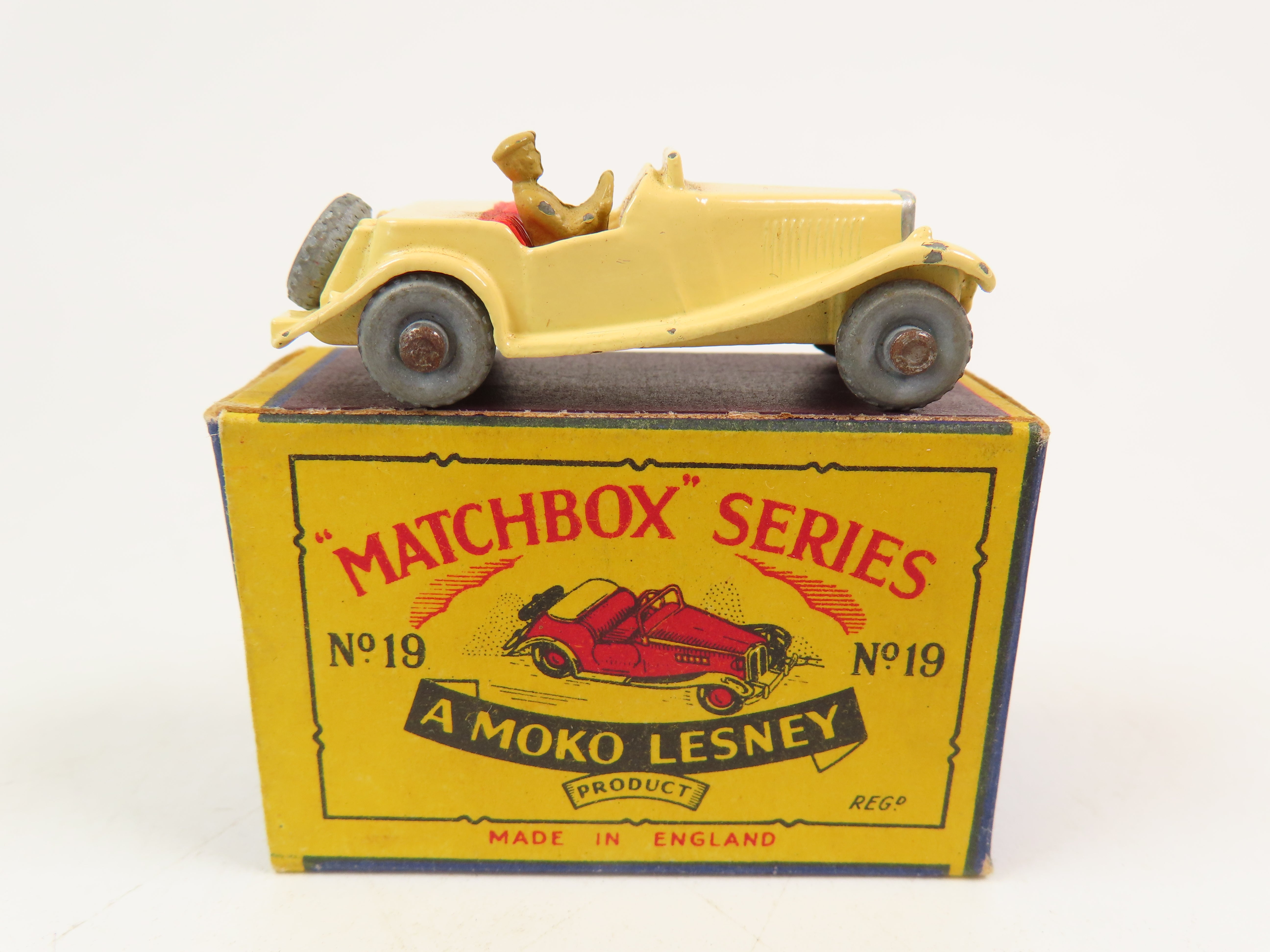 Matchbox No.19 MG Midget Sports Car, Very Near Mint/Boxed