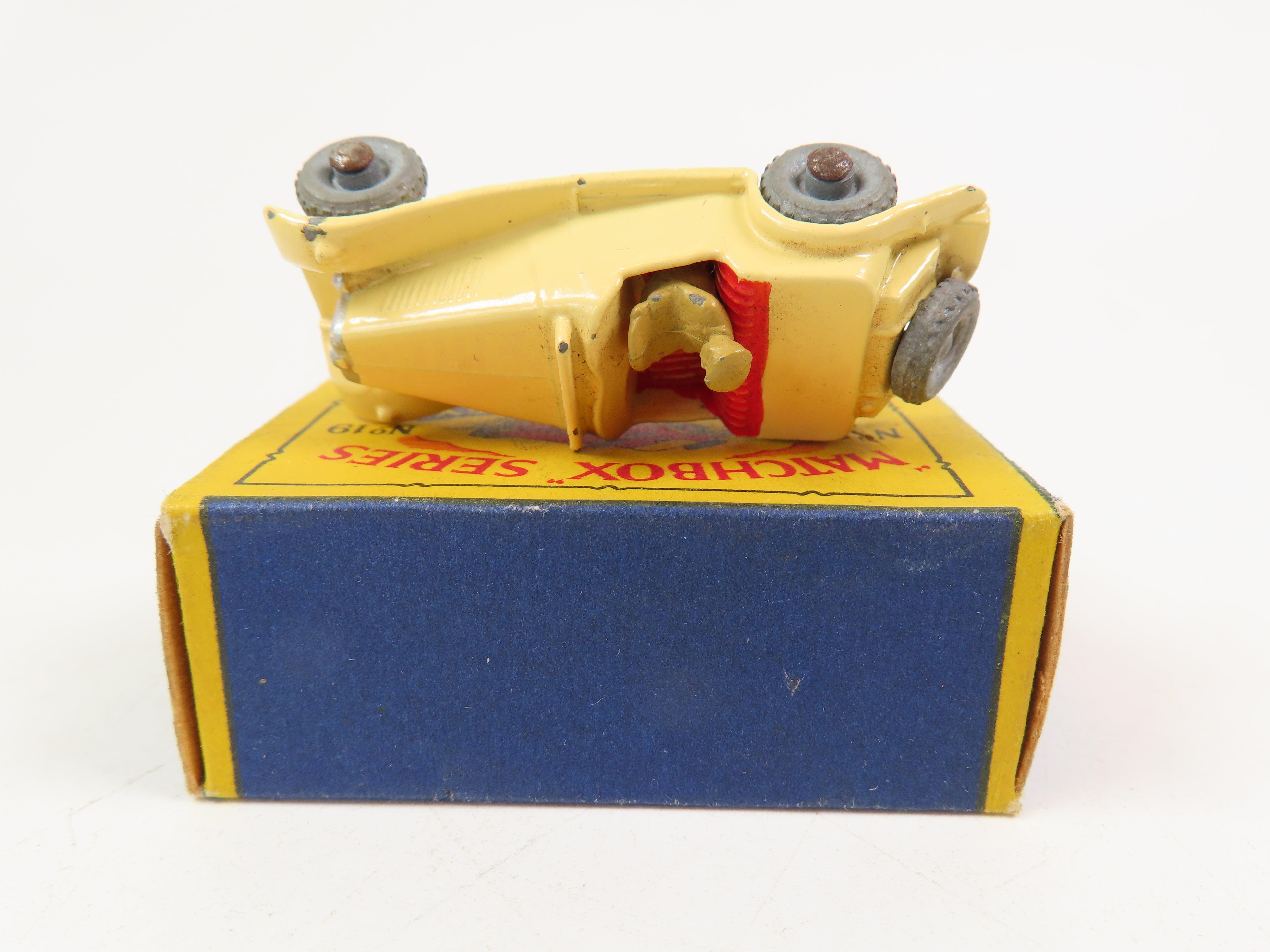 Matchbox No.19 MG Midget Sports Car, Very Near Mint/Boxed