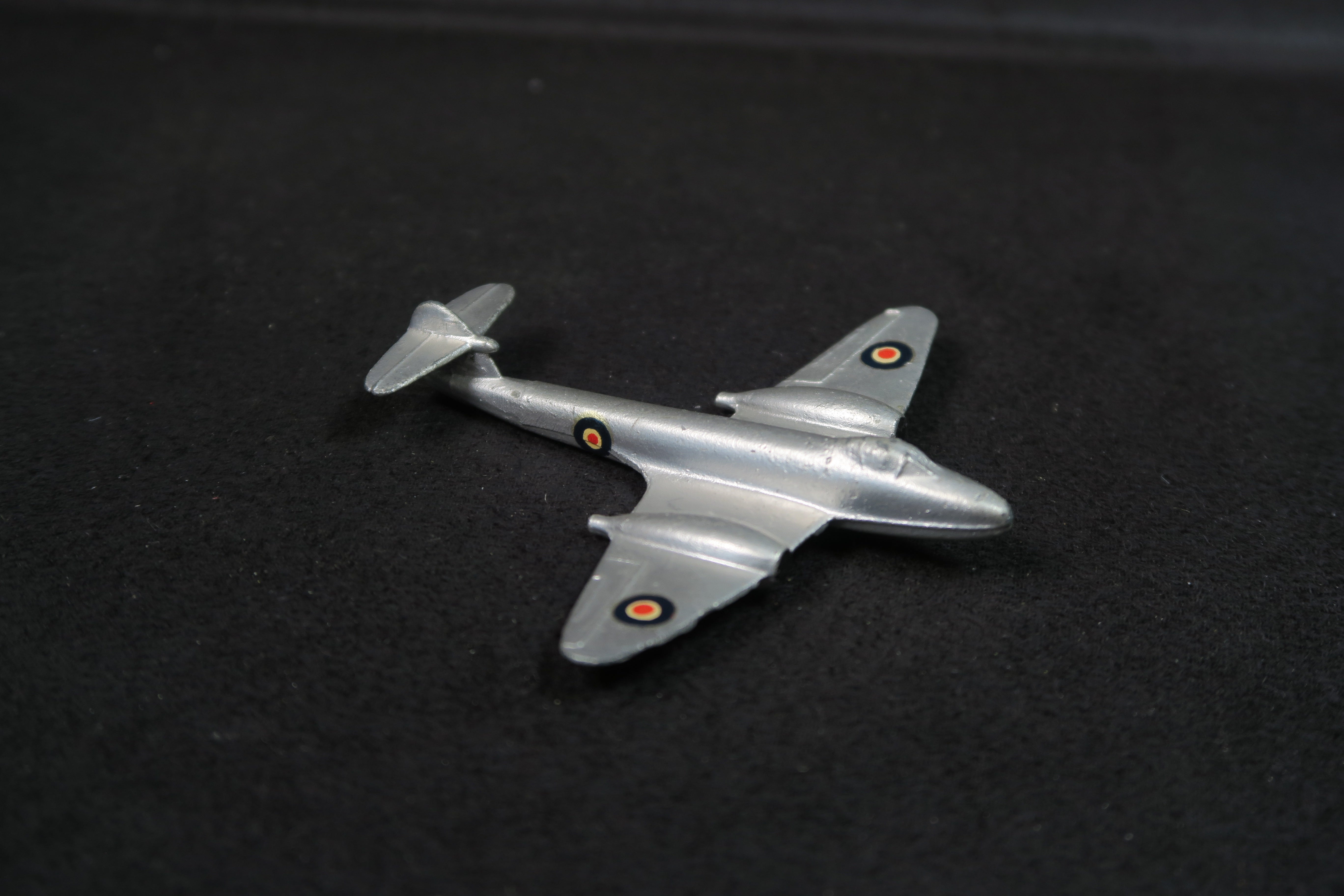 Dinky Toys 70e/732 Gloster Meteor, Very Near Mint! – Andrew Clark Models
