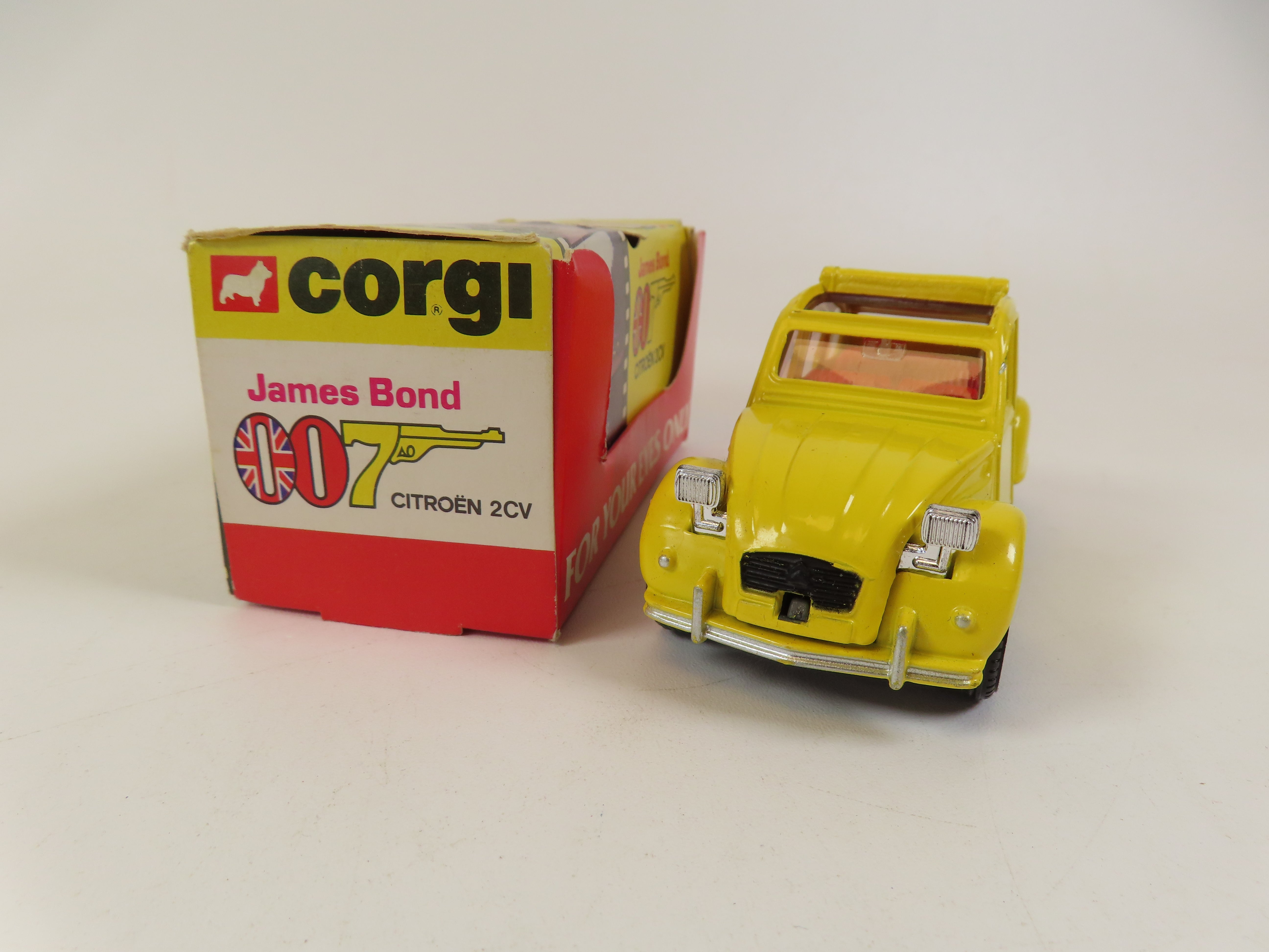 Corgi 51655 James Bond 007 Citroen 2CV, 99.9% Mint/Boxed! – Andrew