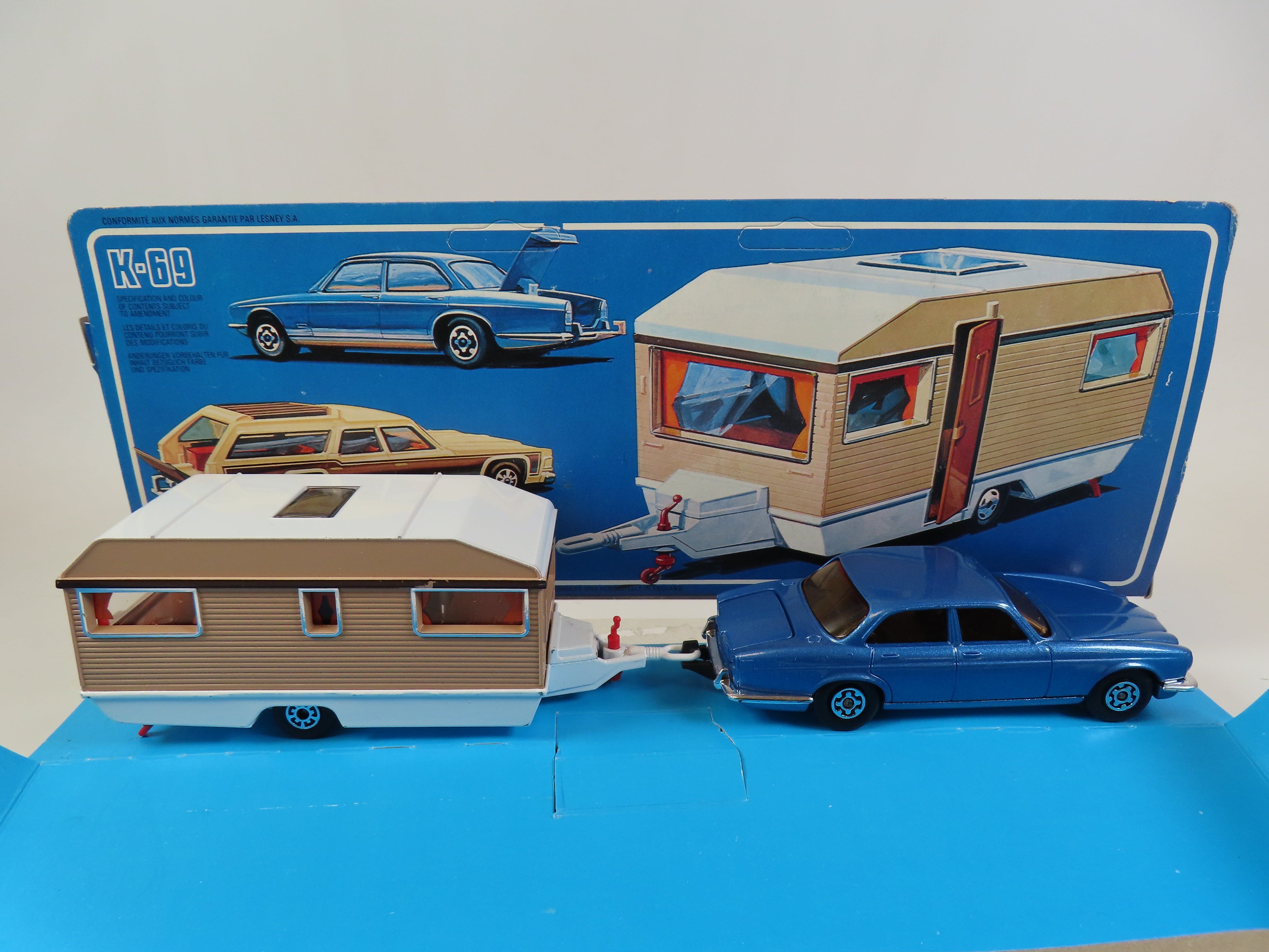 CORGI 434 - CHARLIE'S ANGELS CUSTOM VAN, PINK, VNMB! – Andrew
