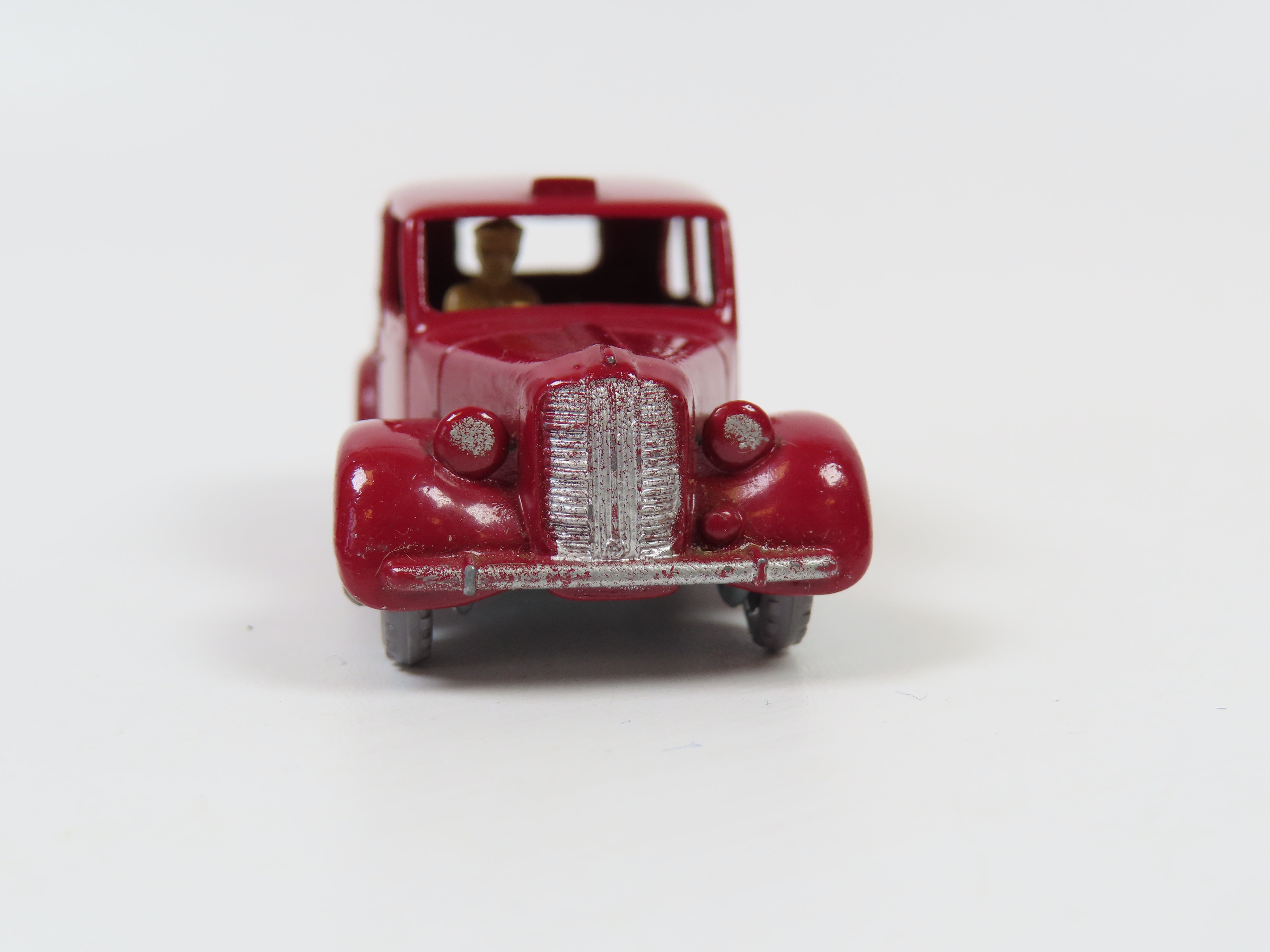 MATCHBOX 　No.17 　METOROPOLITAN TAXI Matchbox No.17 Austin Metropolitan Taxi, Very near Mint/Unboxed