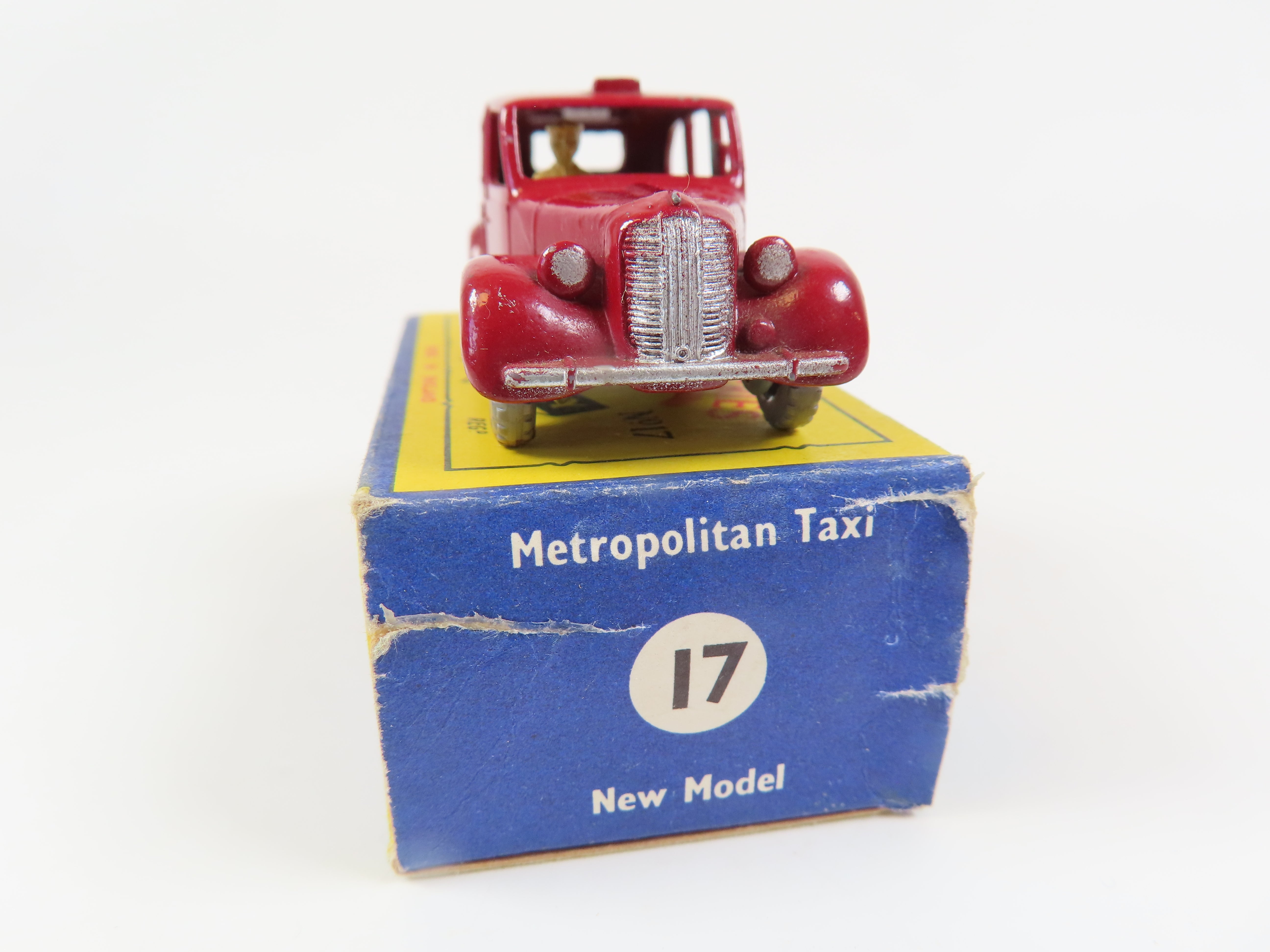MATCHBOX 　No.17 　METOROPOLITAN TAXI Matchbox No.17 Metropolitan Taxi, Very Near Mint/Boxed! – Andrew