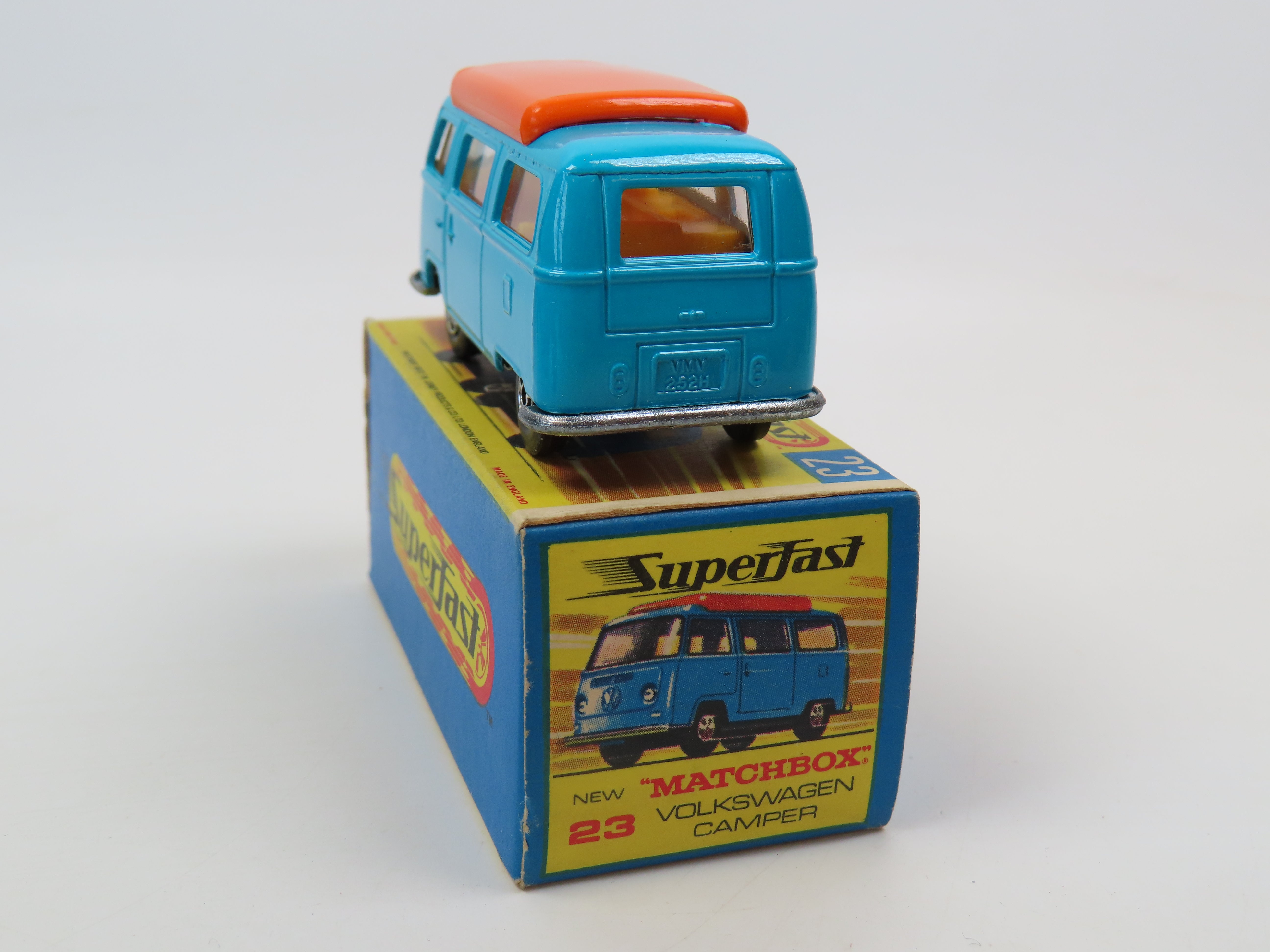 イギリスSuperfast製　 23番　フォルクスワーゲン　CAMPER Matchbox Superfast 23 Volkswagen Camper, 99.9% Mint/Boxed