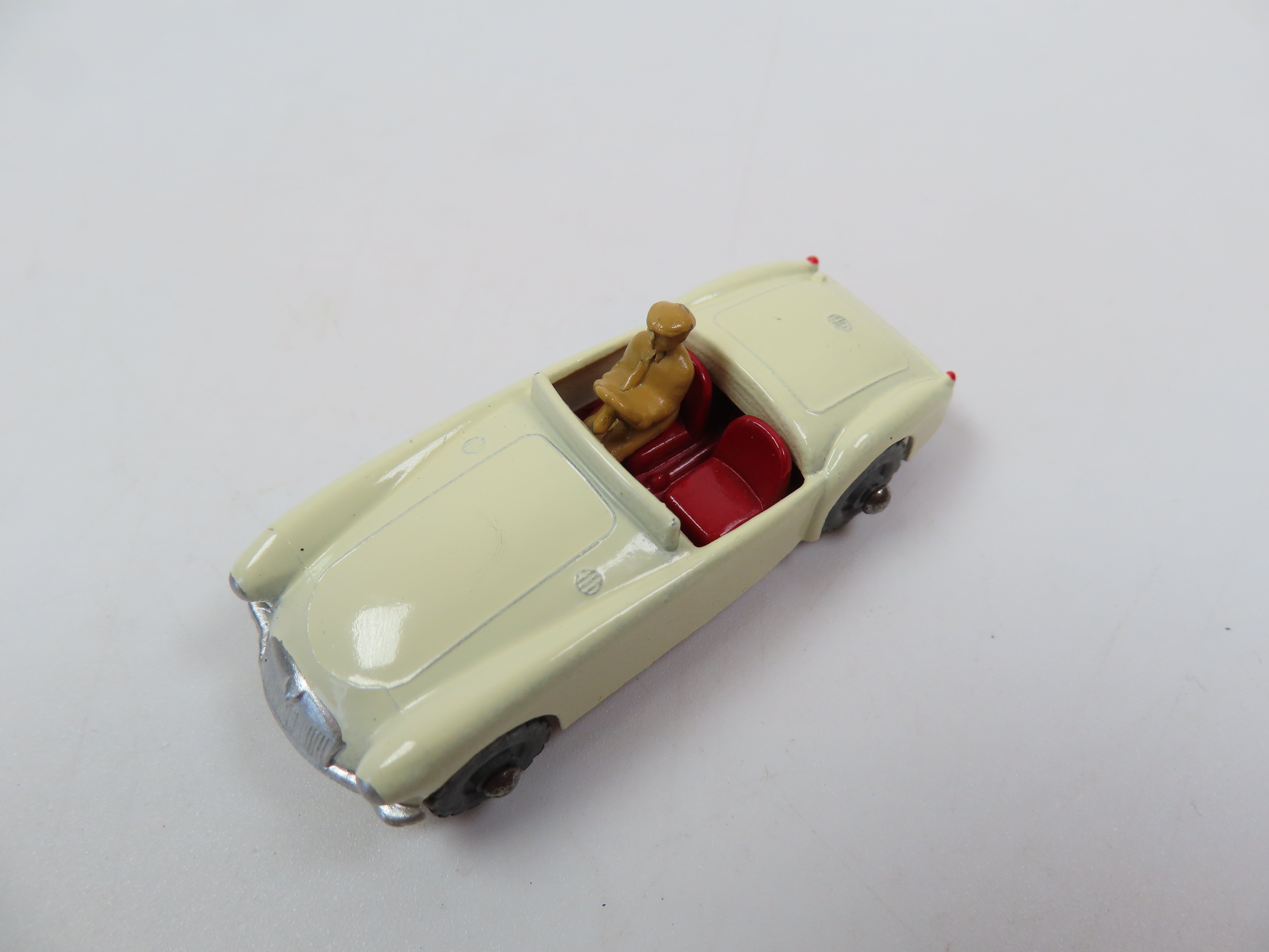 Matchbox No.19 MGA Sports Car, lovely example, 99% Mint! – Andrew